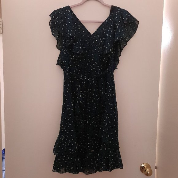 Tommy Hilfiger - Picture 1 of 9